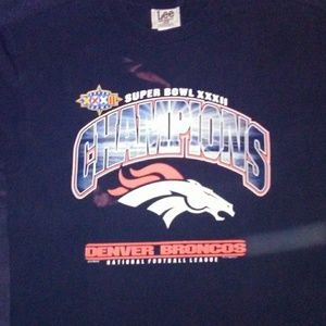 Denver Bronco t-shirt